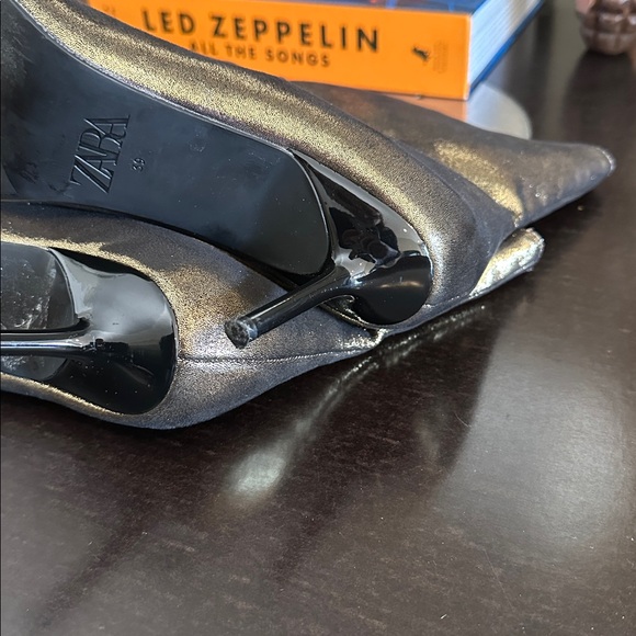 Zara Metallic Gold Tone Thin Heel Ankle Boots Size 9 - Picture 12 of 13